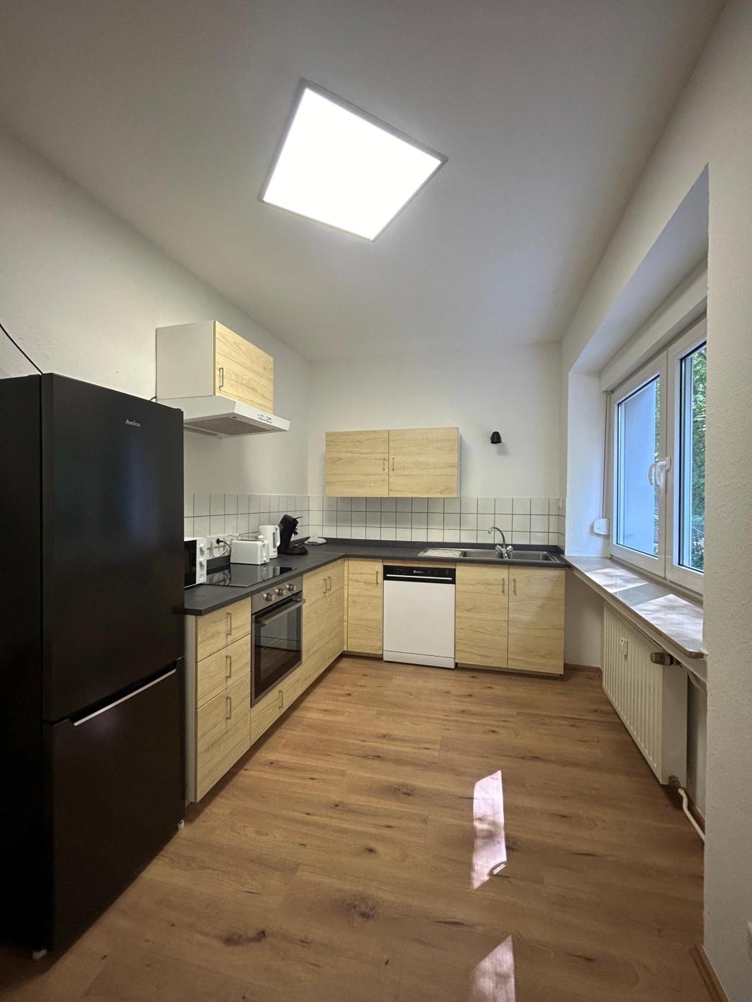 Gemuetliche Ferienwohnung - Voll Ausgestattet, Zentral Aber Ruhig ! Wuppertal Eksteriør bilde