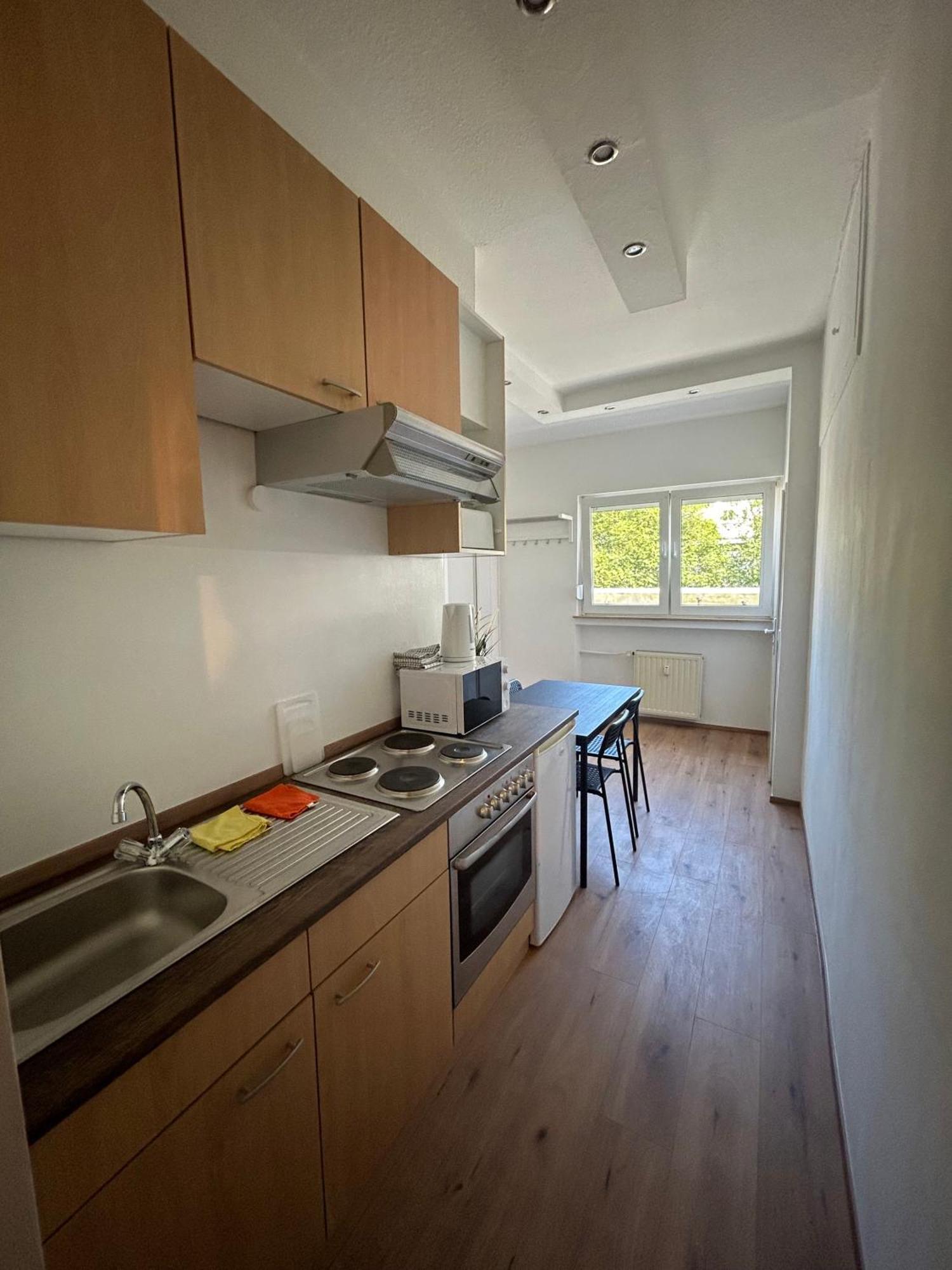 Gemuetliche Ferienwohnung - Voll Ausgestattet, Zentral Aber Ruhig ! Wuppertal Eksteriør bilde